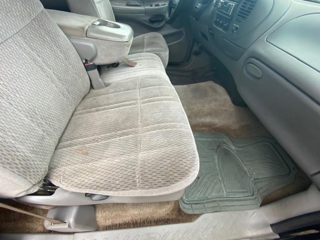 Ford F-150 photo 6